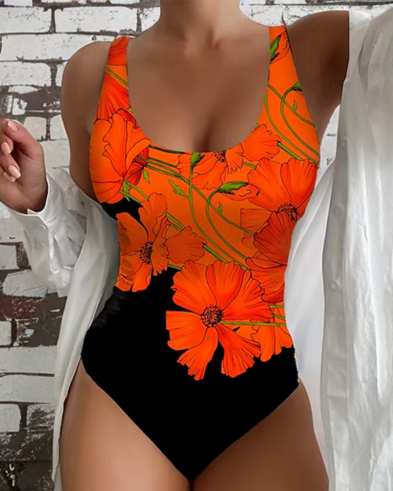 Lucyna – Stylish One-Piece Swimsuit with Floral Pattern