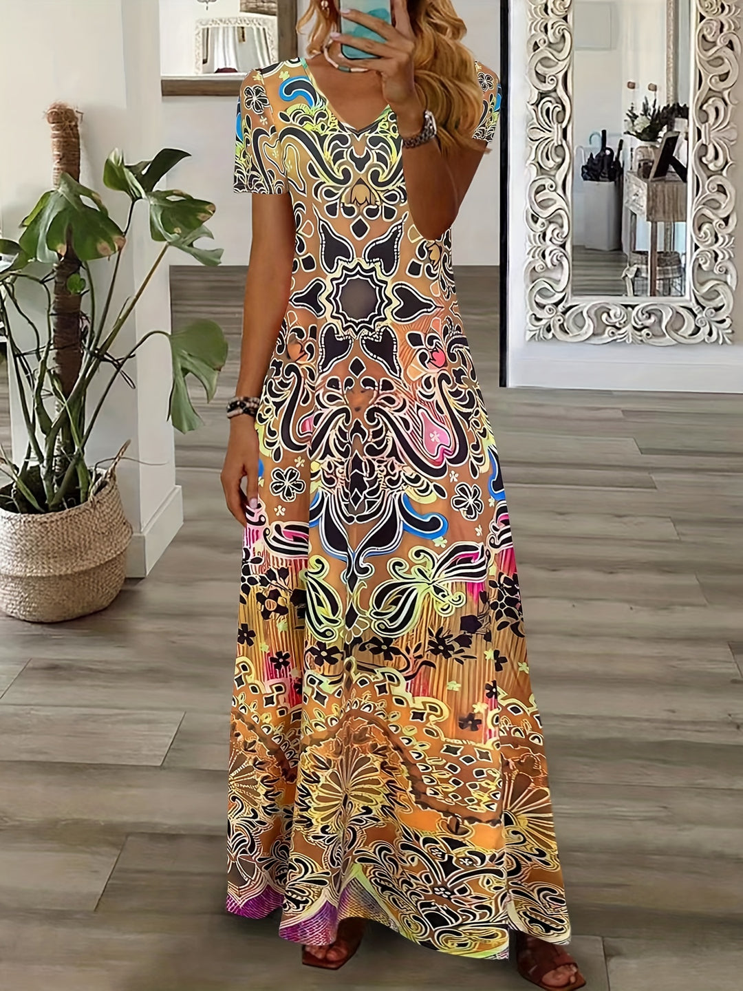 Daisy - Vintage V-Neck Dress