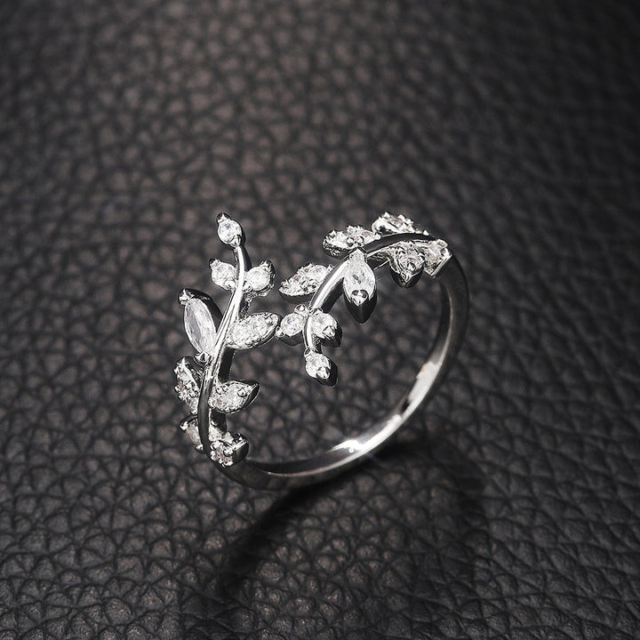 Vera – Vine Style Ring