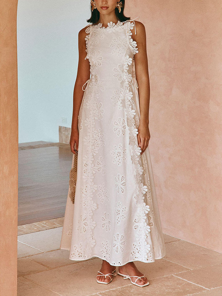 Siena - Delicate Lace Hook And Lace Up Sides Maxi Dress