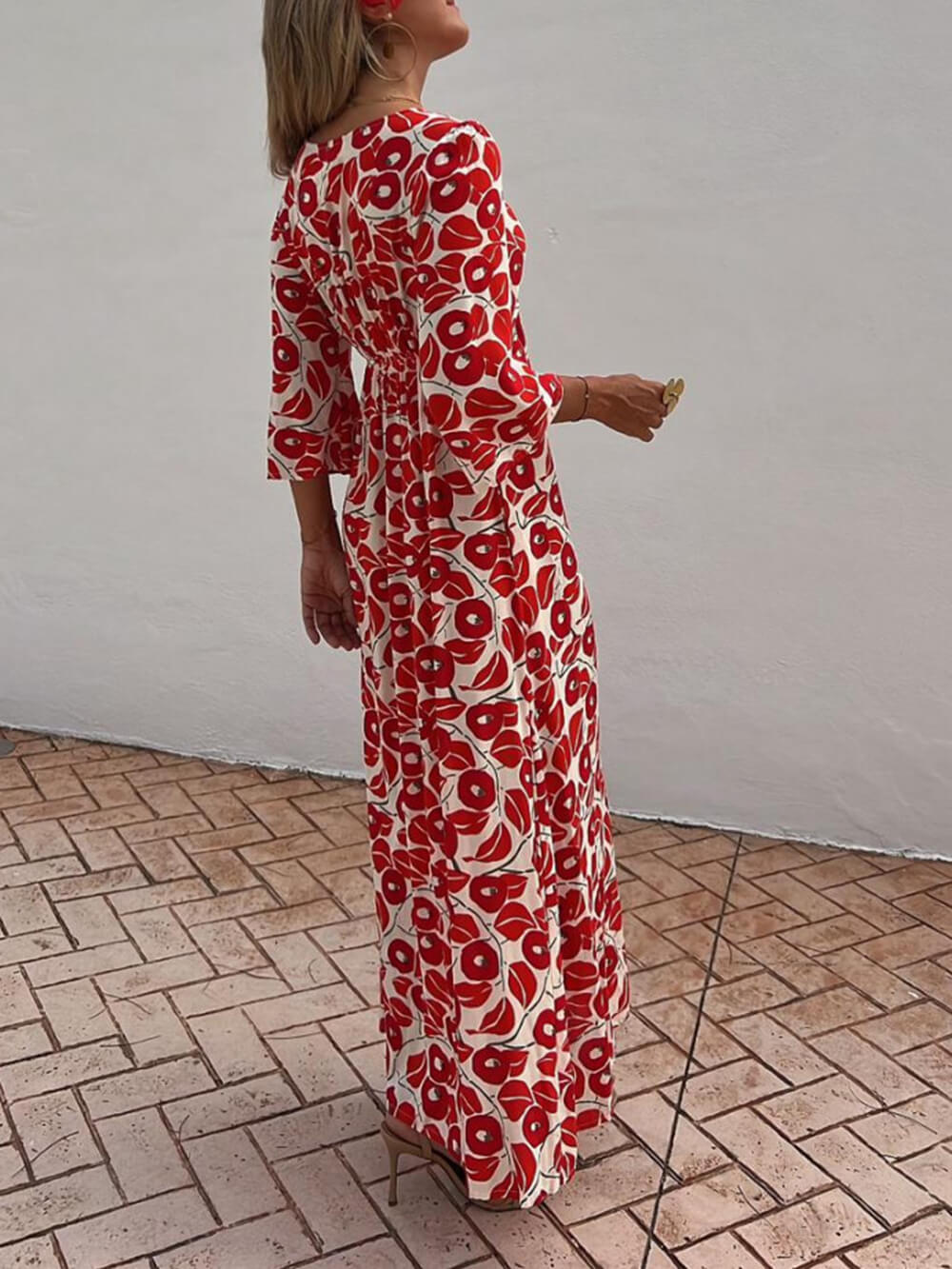 Calla - Vacation Floral Print Smocked Off Shoulder Pocketed Maxi Dress