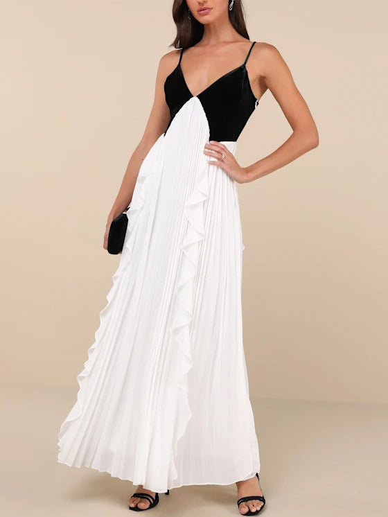 Sasha - Elegant V-neck Black And White Pleated Maxi Dress
