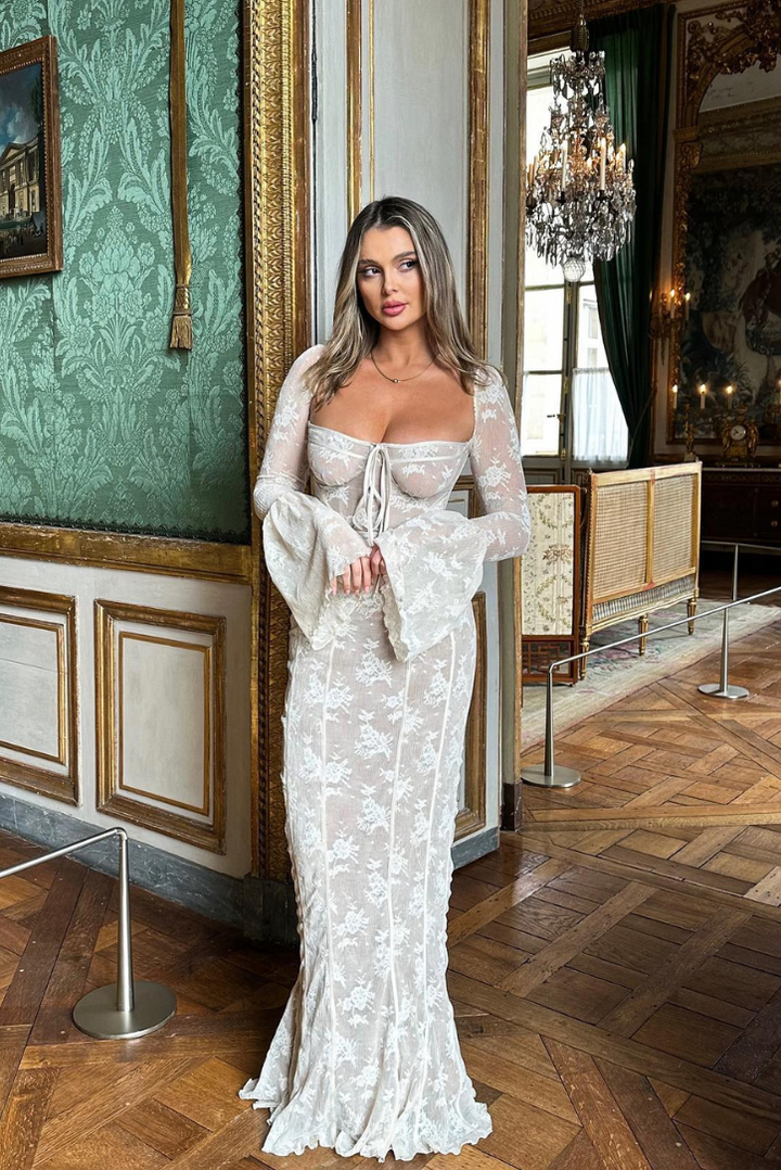 Marga - Elegant Lace Flare Maxi Dress