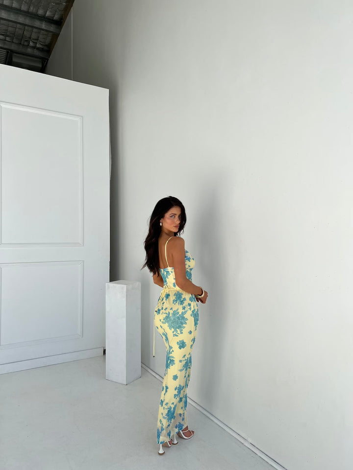 Sienna - Romantic Floral Sleeveless Maxi Dress