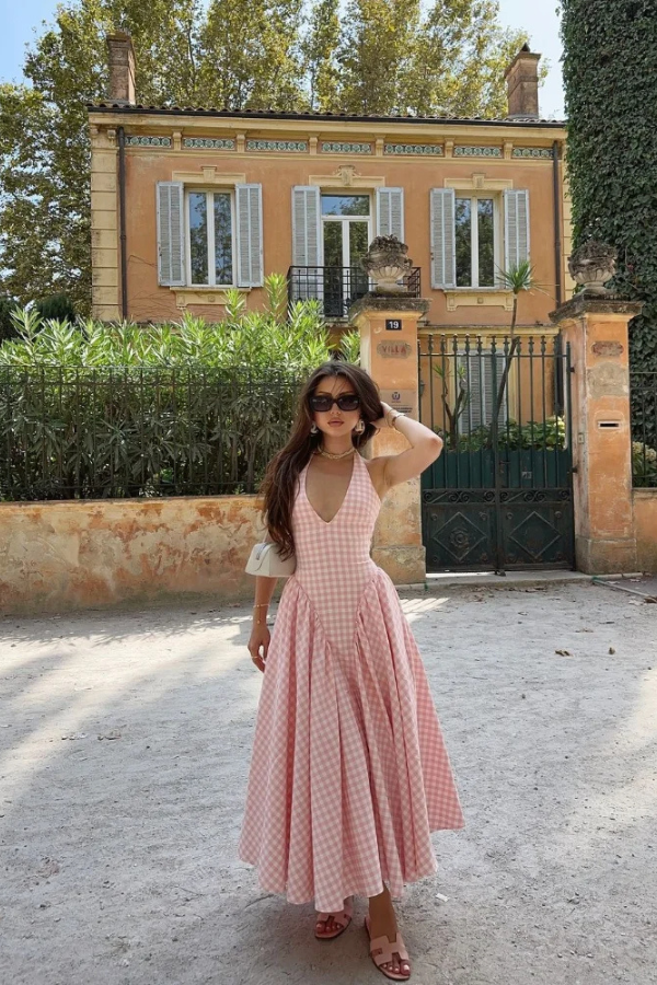 Emilia - Charming Plaid Midi Dress