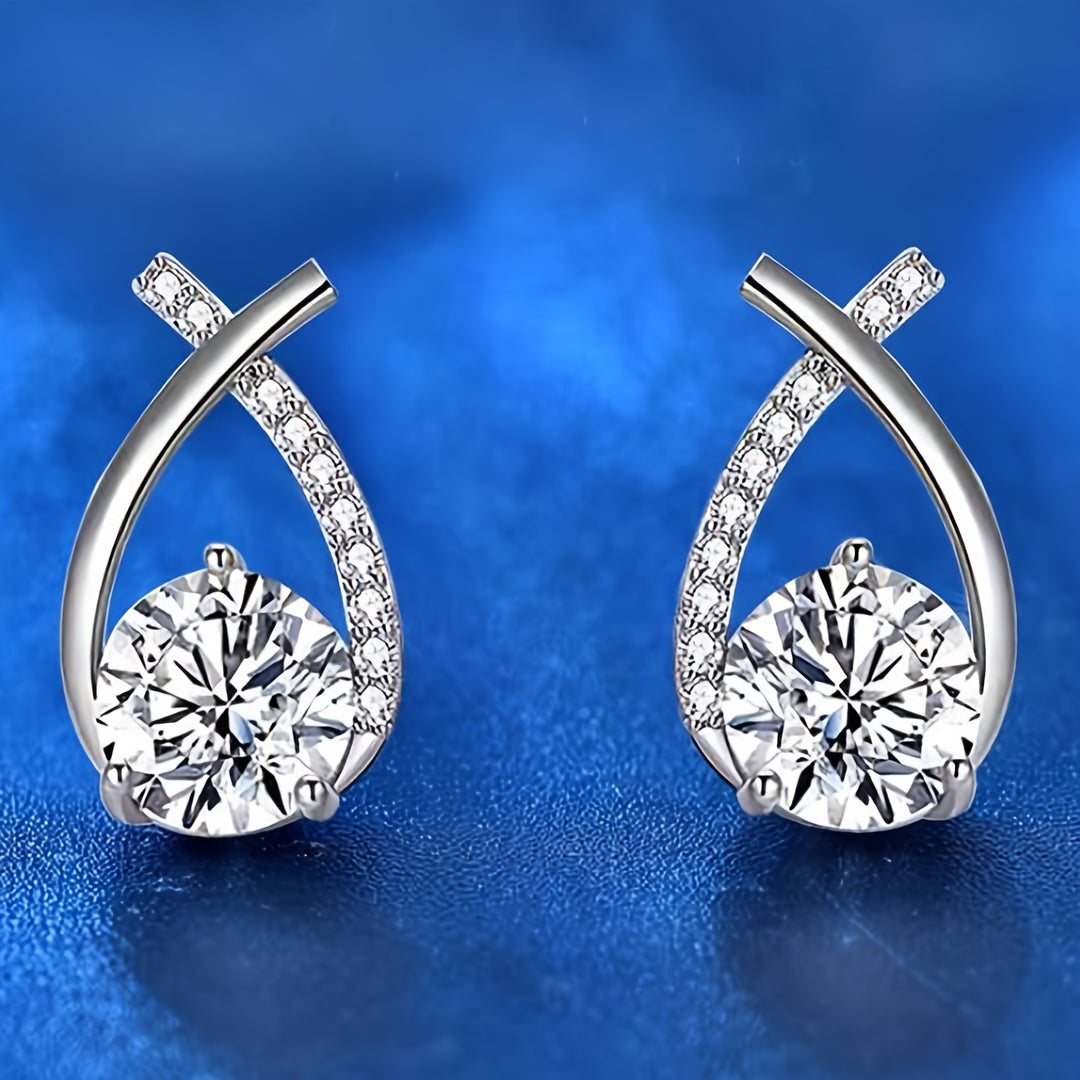 A Pair of Luxurious And Stylish Twist Waterdrop Cubic Earrings for Adornment.