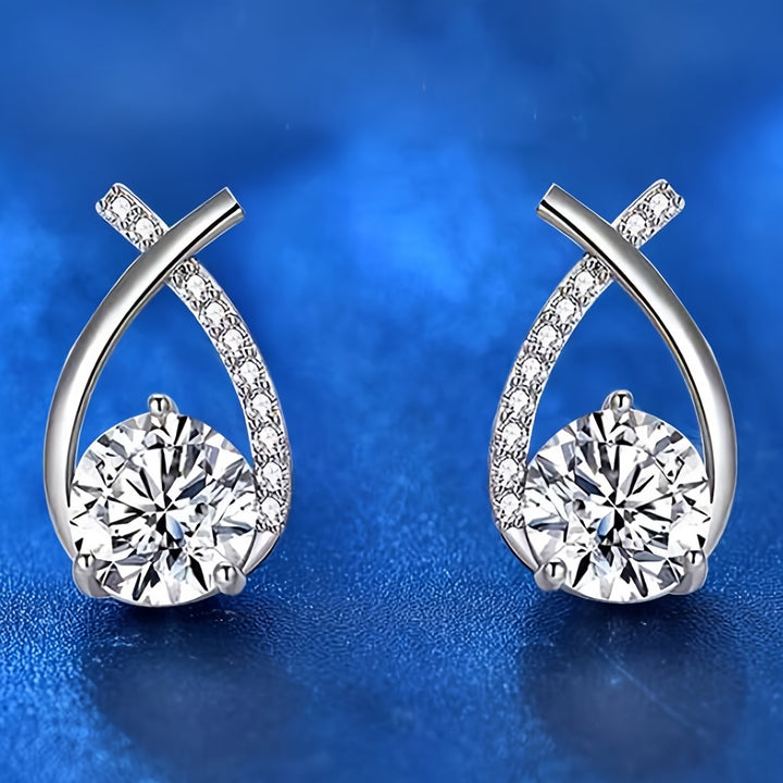 A Pair of Luxurious And Stylish Twist Waterdrop Cubic Earrings for Adornment.