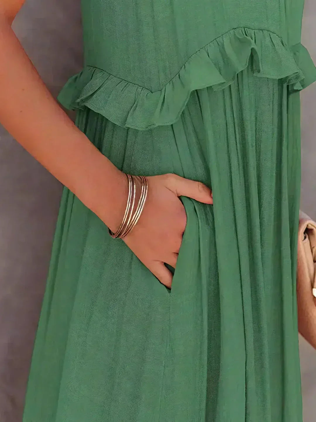 Sarah - Halter Ruffle Maxi Dress (Almost sold out)
