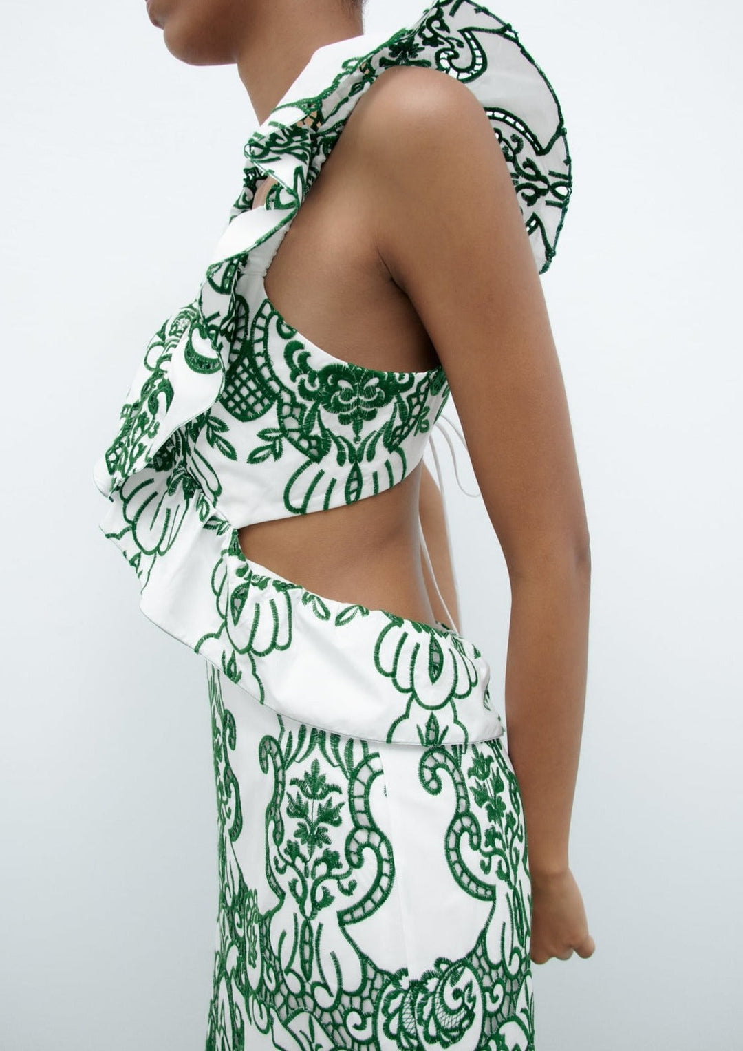 Cassie - Romantic Ruffled Maxi Dress