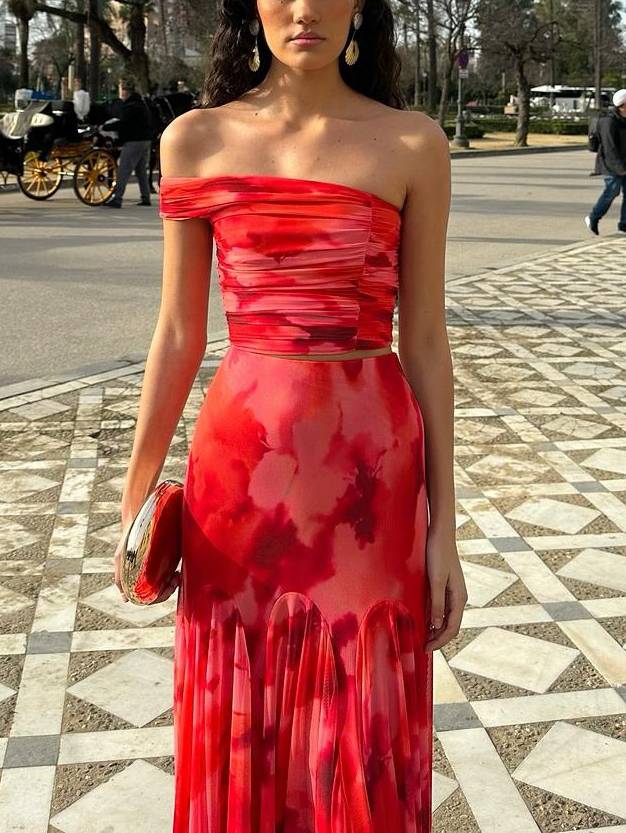 Vivienne - Unique Printed Tube Top And Skirt Two-Piece Set