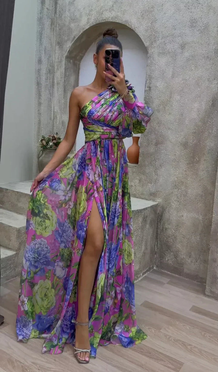 Audrey | Stunning Flowing Gown
