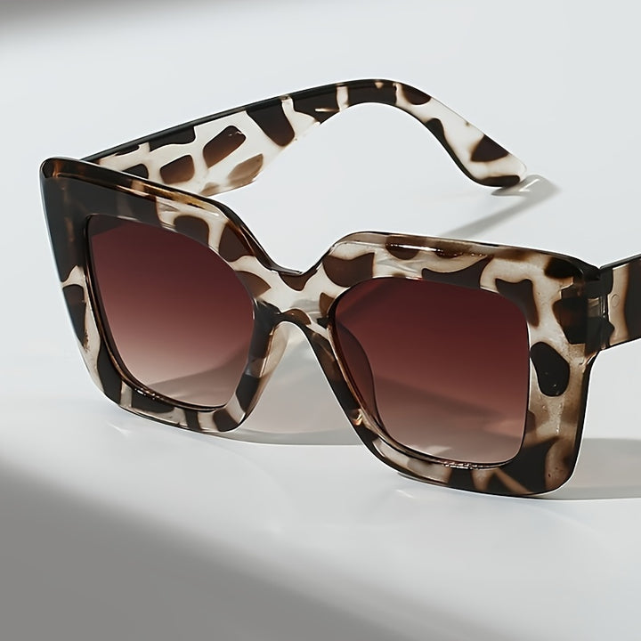 Valeria - Oversized Sunglasses