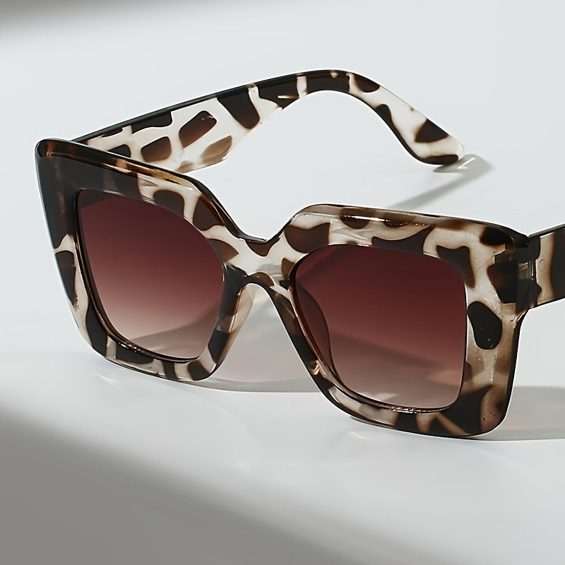 Valeria - Oversized Sunglasses