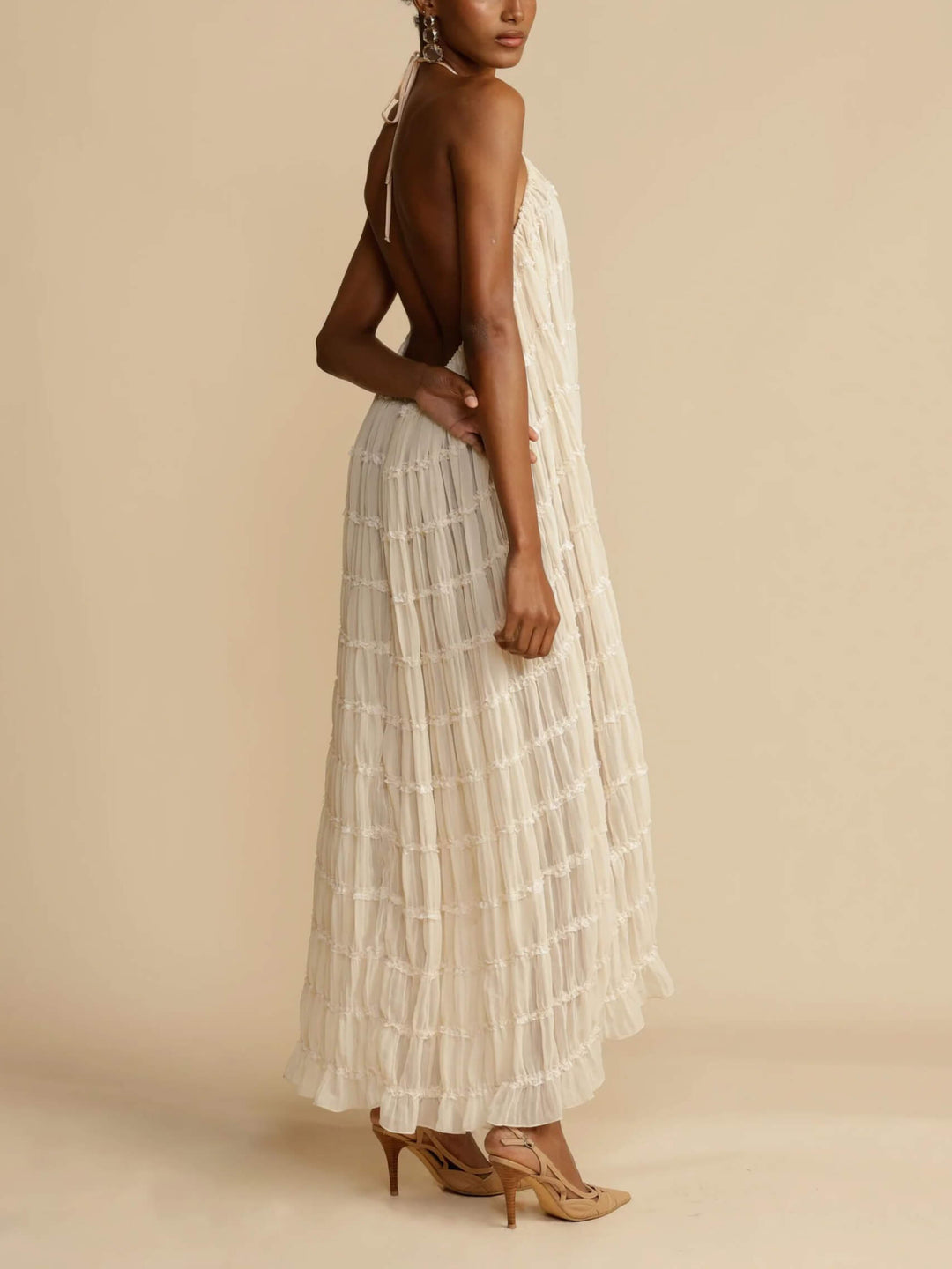 Vicki - Charming Pleated Drawstring Waist Tiered Halterneck Midi Dress