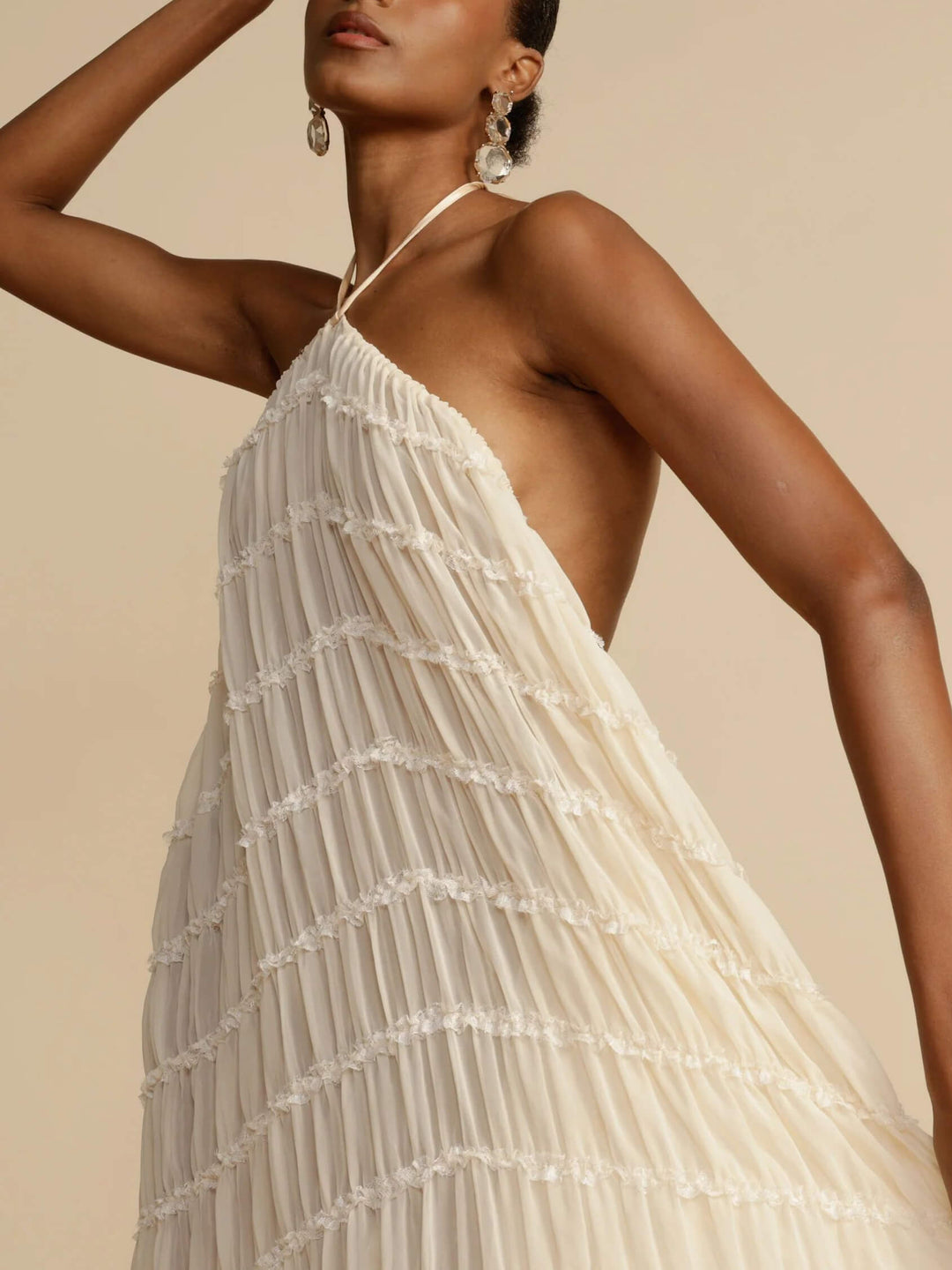 Vicki - Charming Pleated Drawstring Waist Tiered Halterneck Midi Dress