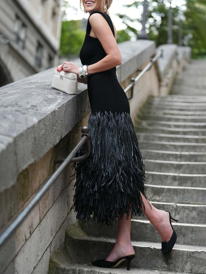 Isla - Elegant Raffia Fringed Midi Dress