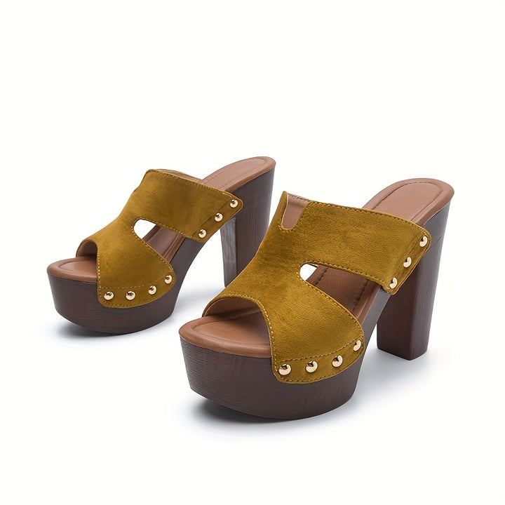 Ivy – Retro Platform Sandals