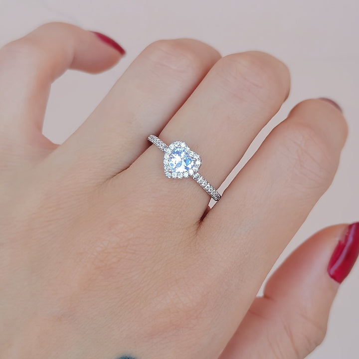 Amara – Chic Pink Heart Ring