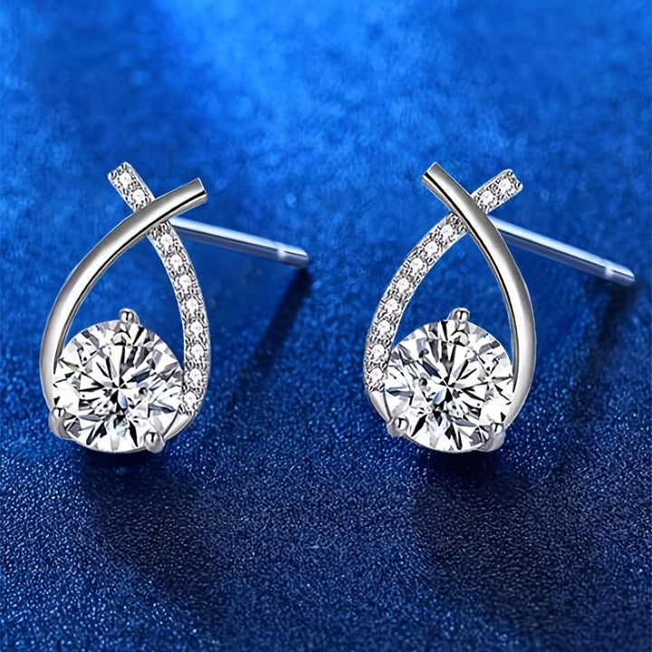 A Pair of Luxurious And Stylish Twist Waterdrop Cubic Earrings for Adornment.