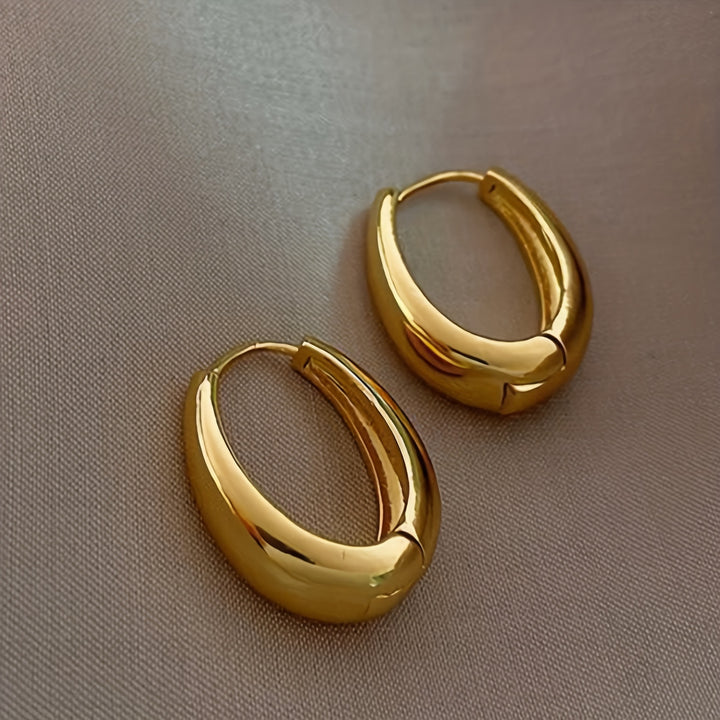 Isla – Vintage Golden Hoop Earrings