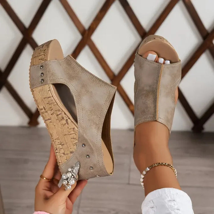 Melissa - Platform Sandals