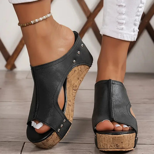 Melissa - Platform Sandals