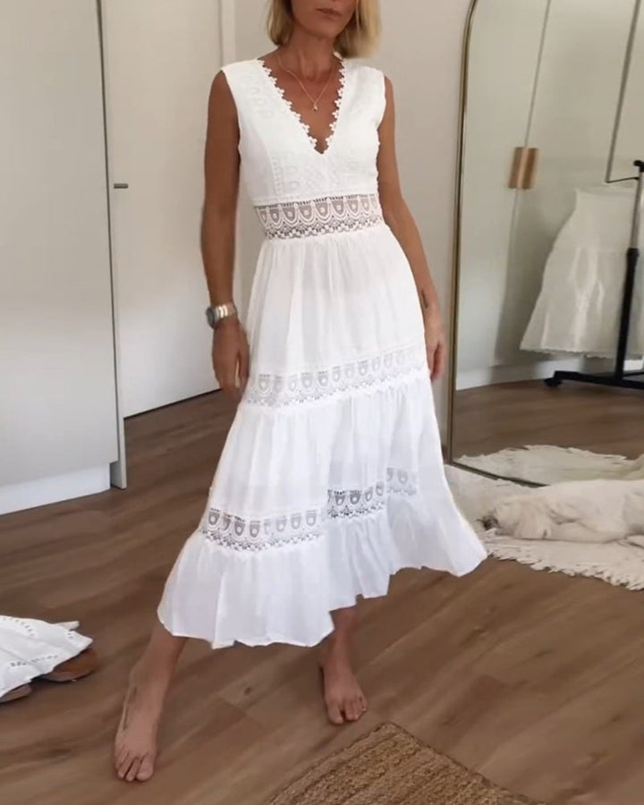Kim - Lace V-Neck Dress (Almost sold out)