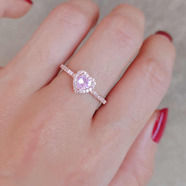 Amara – Chic Pink Heart Ring