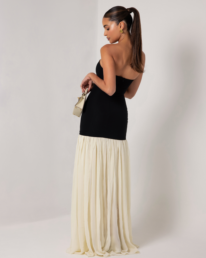 Mera - Elegant Strapless Chiffon Maxi Dress