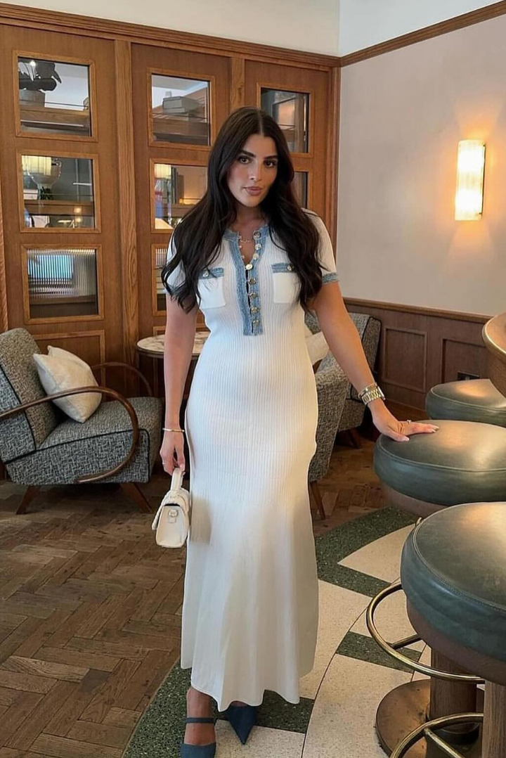 Adriana - Elegant Pleated Knit Maxi Dress