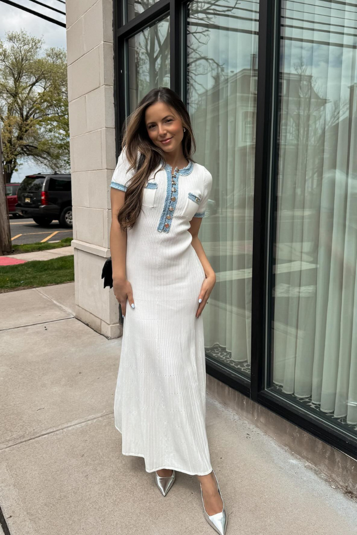 Adriana - Elegant Pleated Knit Maxi Dress