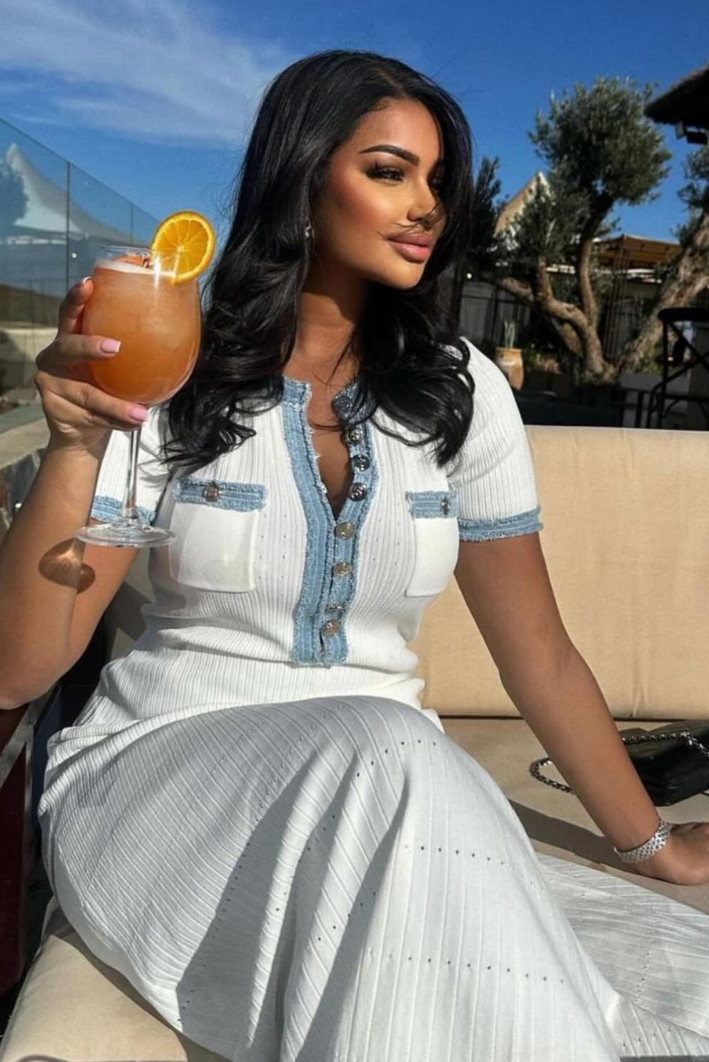 Adriana - Elegant Pleated Knit Maxi Dress