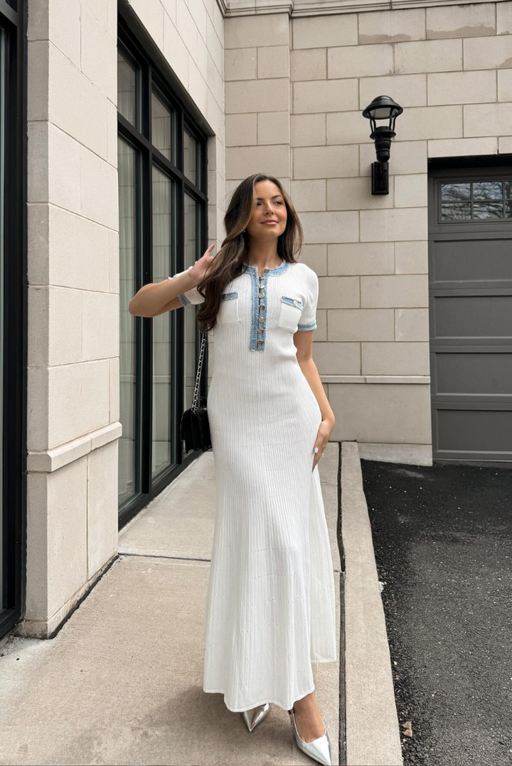 Adriana - Elegant Pleated Knit Maxi Dress