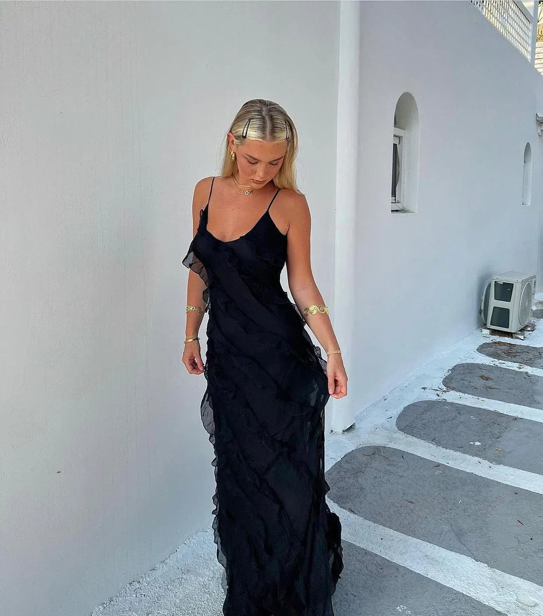 Vivienne - Graceful Backless Maxi Dress