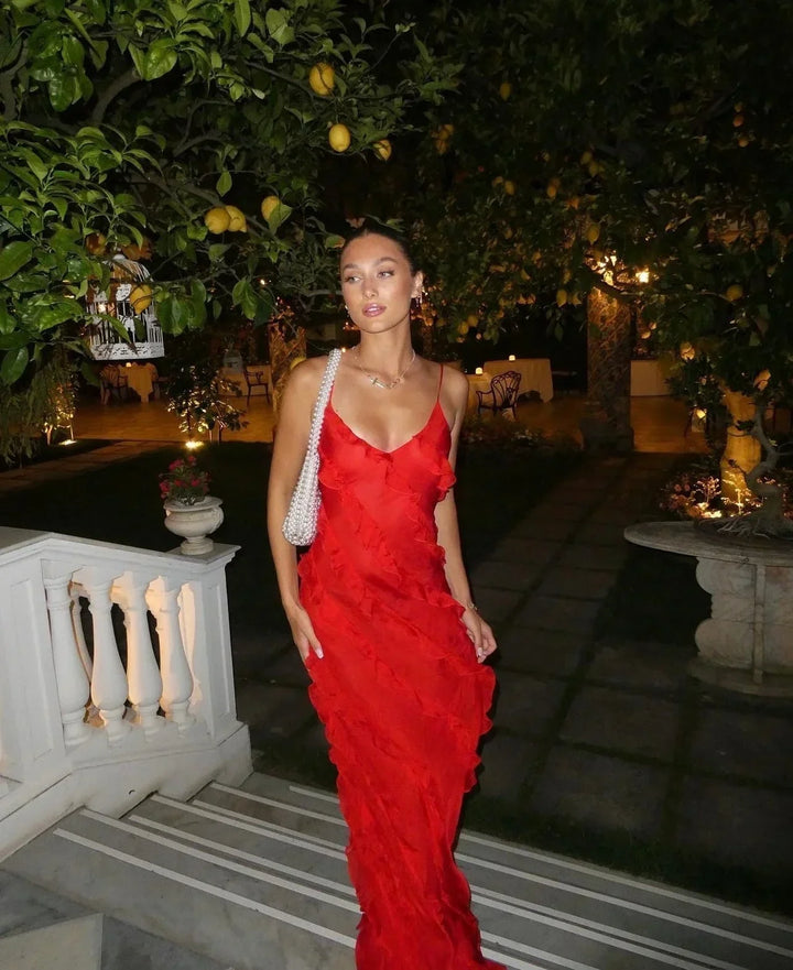 Vivienne - Graceful Backless Maxi Dress