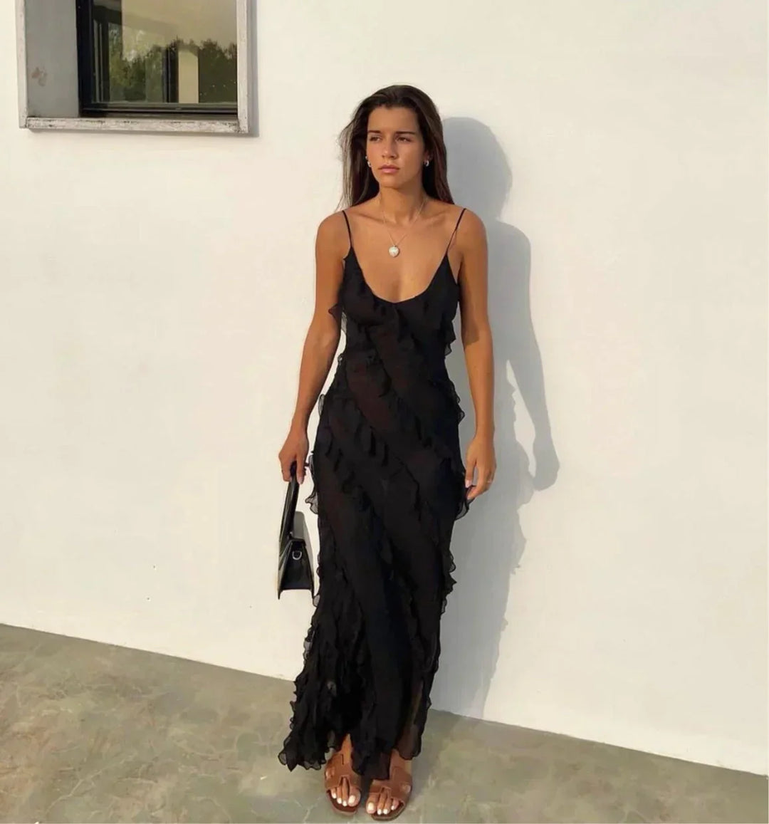 Vivienne - Graceful Backless Maxi Dress
