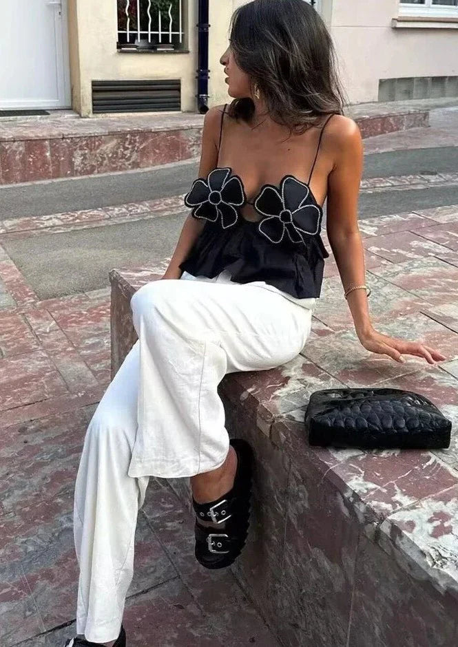 Amarah - Refined Floral Cropped Top