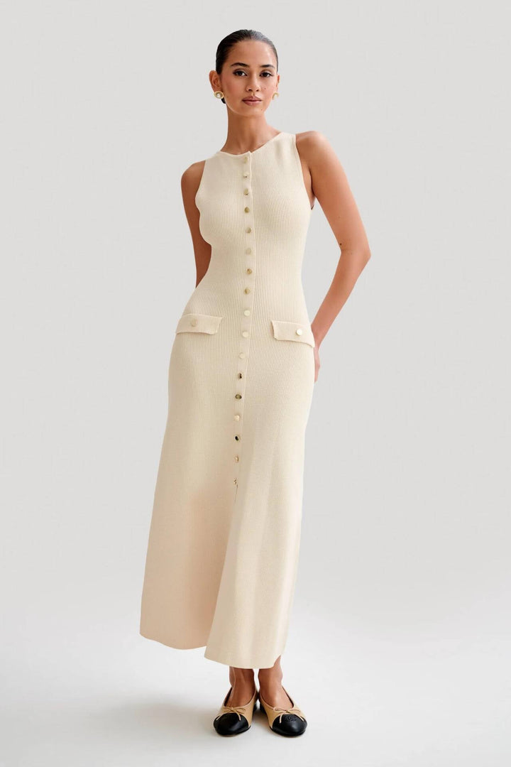 Isla - Sleek Textured Maxi Dress