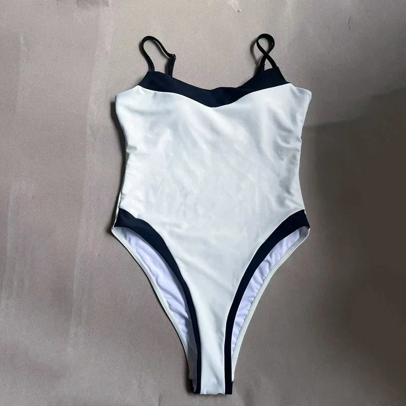 Layla - Contouring Color Block Swimsuit Set
