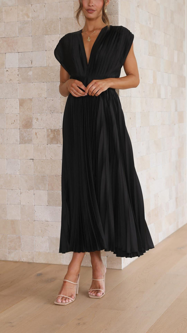 Marianne Elegant Pleated Dress