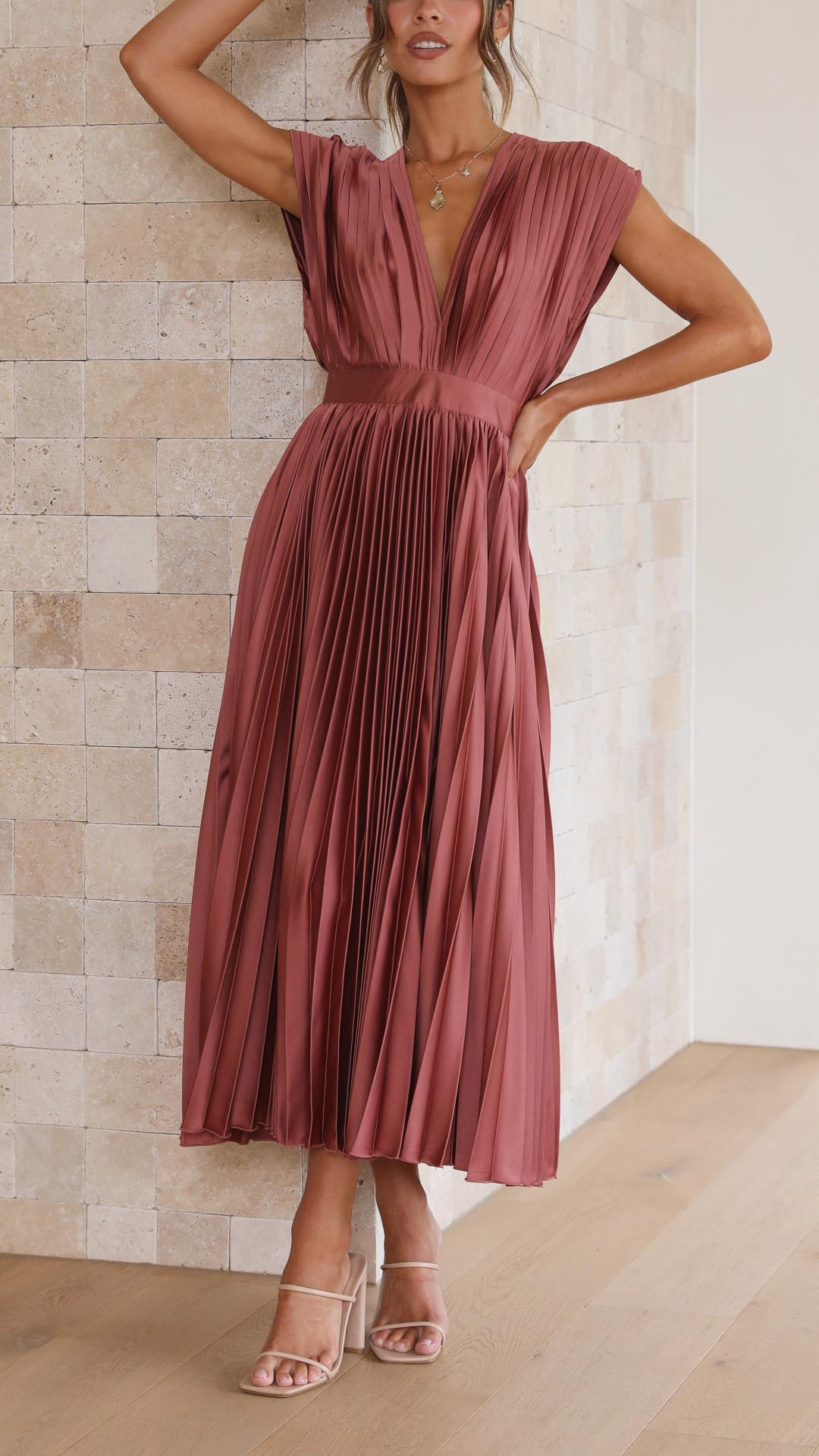Marianne Elegant Pleated Dress