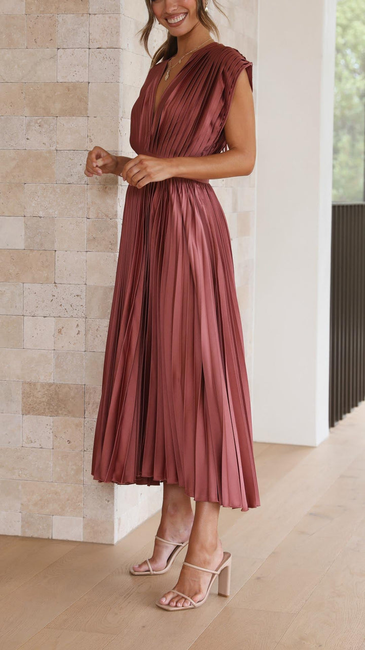 Marianne Elegant Pleated Dress
