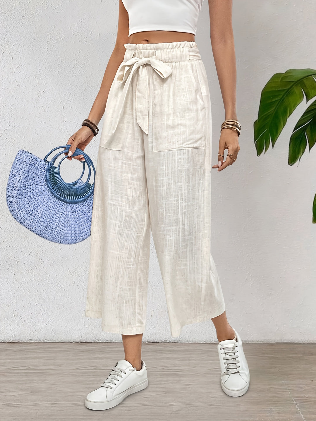 Amara – Elegant Cropped Wide-Leg Pants