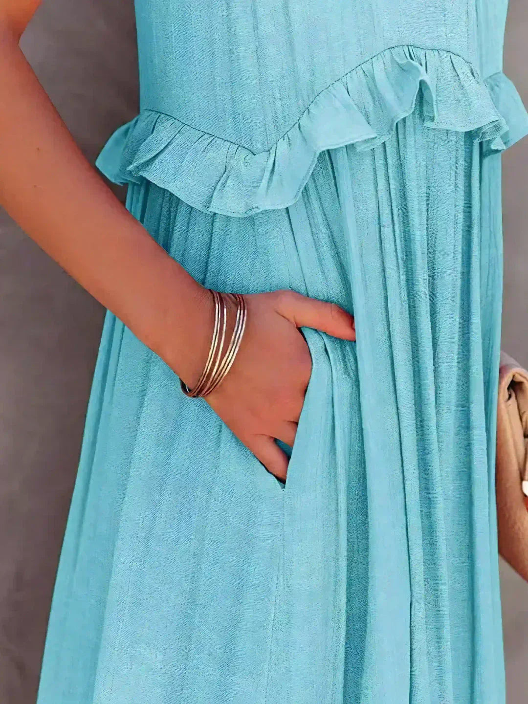 Sarah - Halter Ruffle Maxi Dress (Almost sold out)