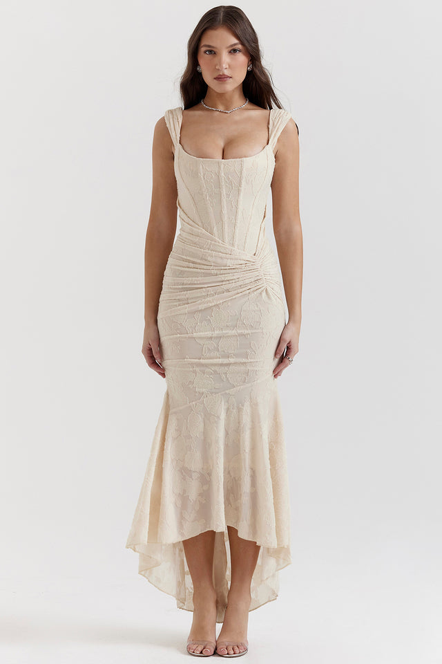 Elodie | Dress with Defined Waist