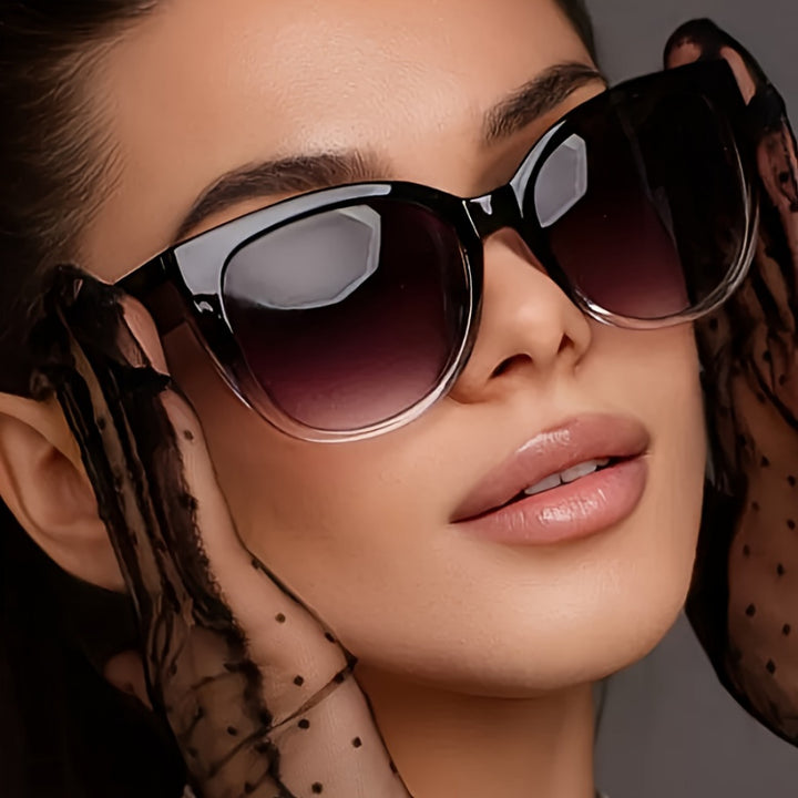 Solara - Vintage Sunglasses