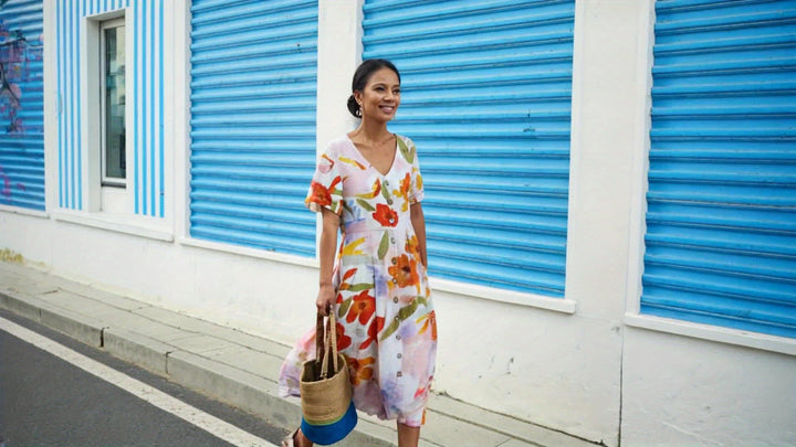Sienna – Bohemian V-Neck Floral Dress